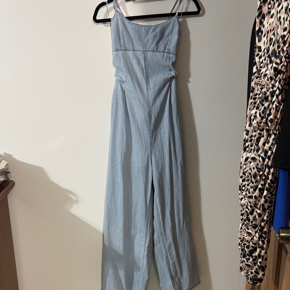 Chic Light Blue Women's Jumpsuit